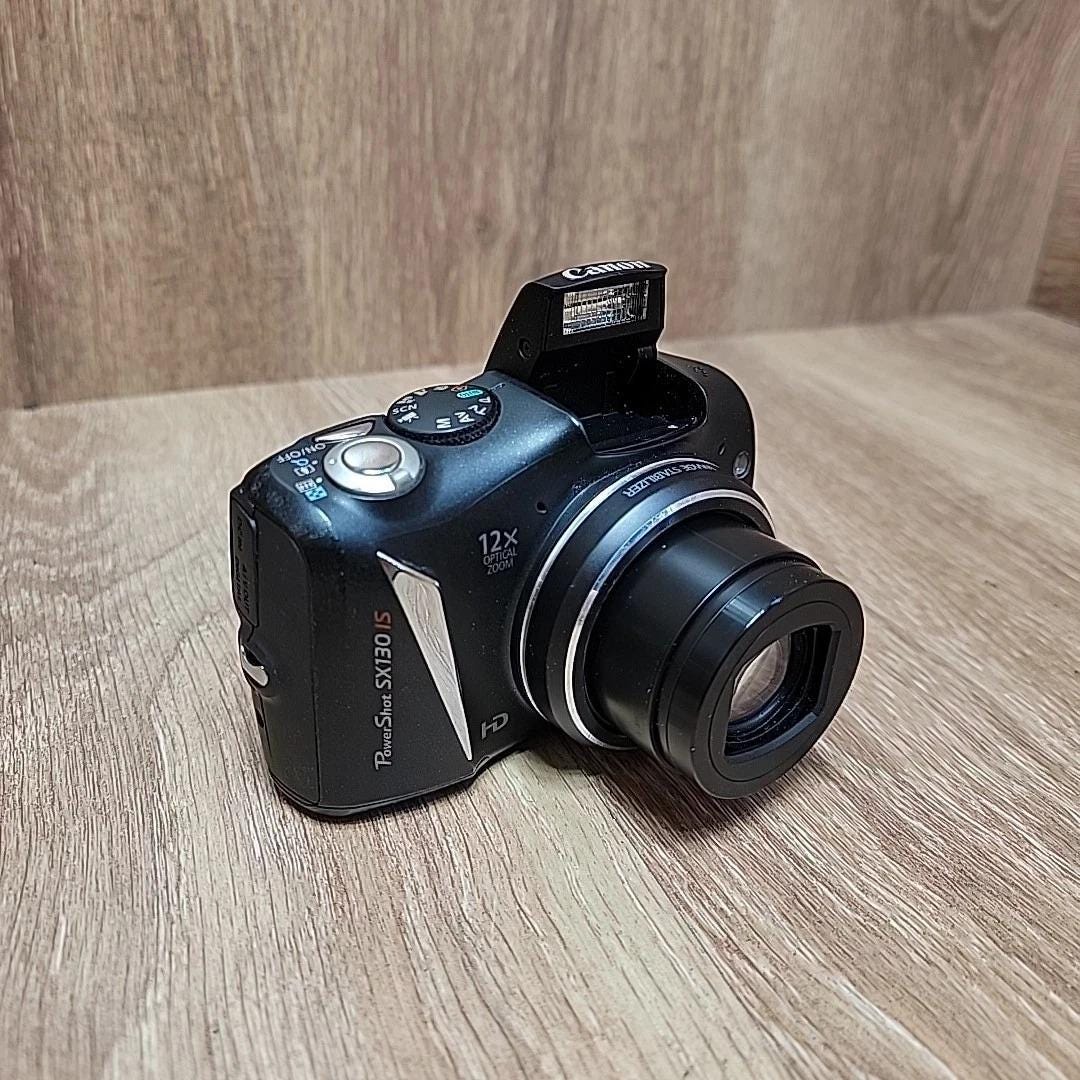 【元箱付・美品】Canon PowersShot SX130 IS Genuine Canon Powershot SX130 IS Digital Camera LCD Screen Display