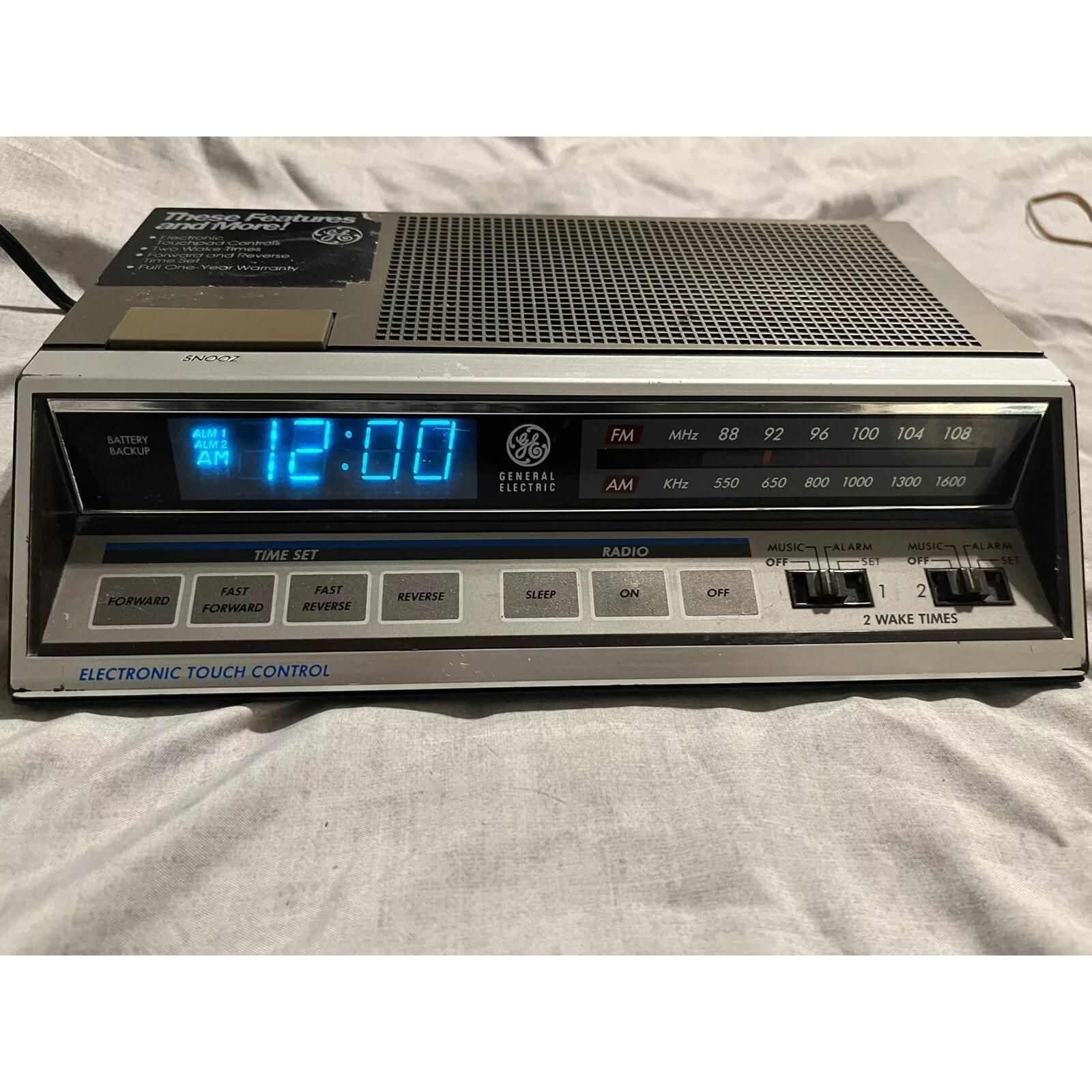 General Electric GE 7-4663A Electronic Touch Control Alarm Clock