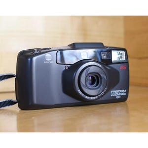 Minolta Freedom Zoom 90C QD Point and Shoot 35mm Film Camera, Working