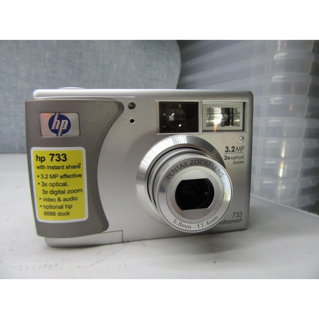 HP Photosmart 733 Camera 3.2mp 3x Optical Zoom Digital Camera
