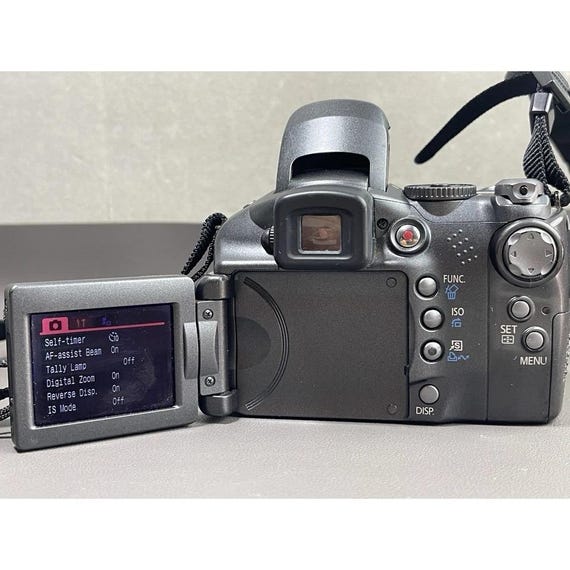 Canon PowerShot S3 IS デジタルカメラ Canon PowerShot S3 IS 6-megapixel digital camera with 12X optical