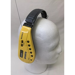 Sony Sports Walkman SRF-M50 FM Stereo Headset Headphone Receiver