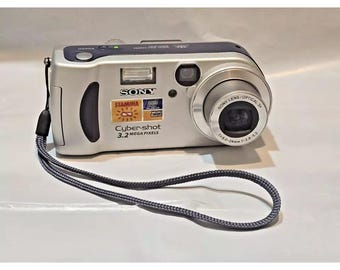 Sony DSC-P71 Cyber-shot 3.2 MP 3x Optical Zoom Digital