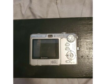 SONY　CyberShot　ソニーサイバーショット　DSC-W30 Amazon.com : Sony Cybershot DSCW30 6MP Digital Camera with