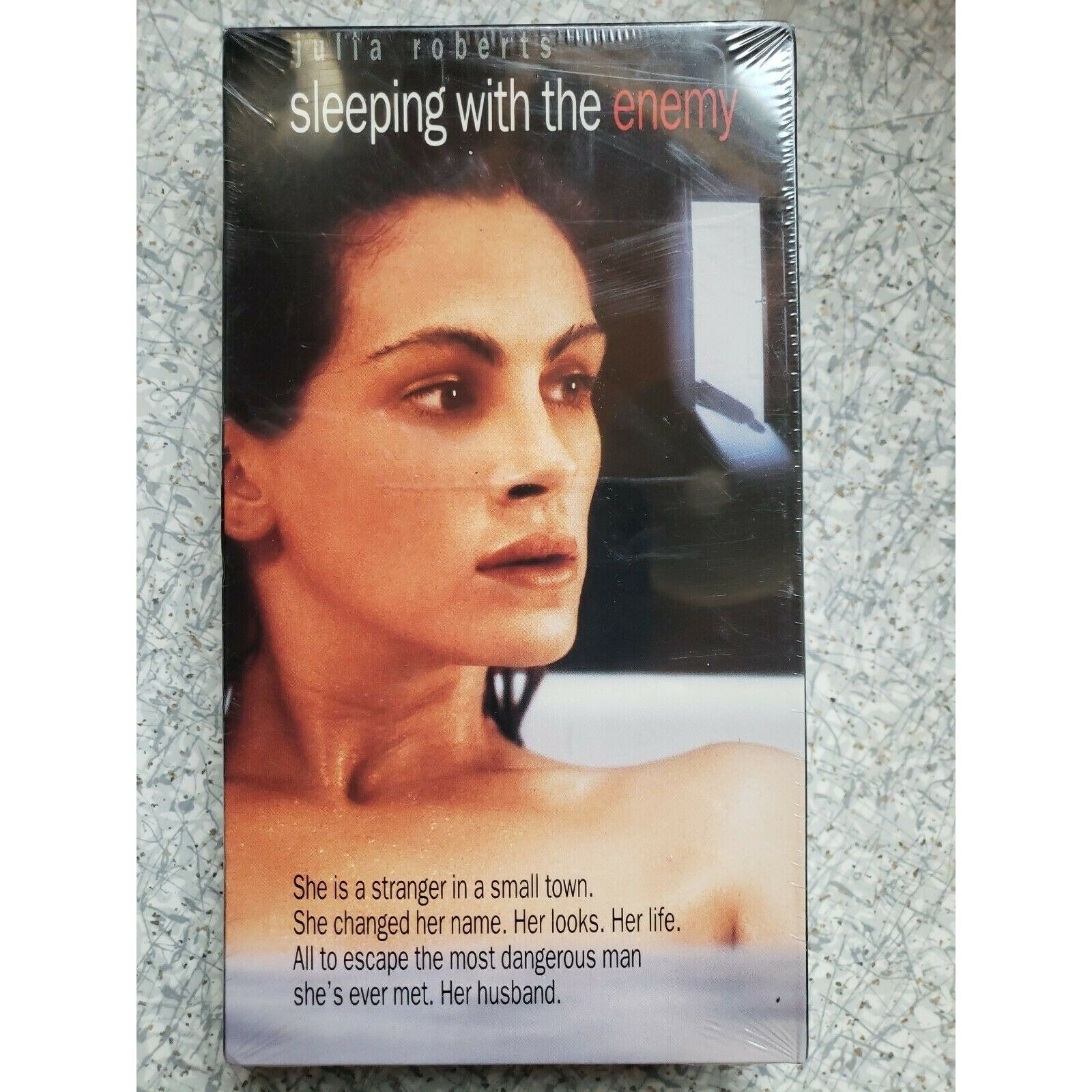 Sleeping With the Enemy VHS New Factory Sealed Julia Roberts Etsy Canada