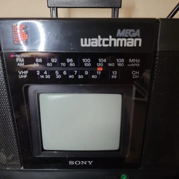 Sony FD-555 Mega Watchman Portable Am/fm Radio Cassette Player B&W
