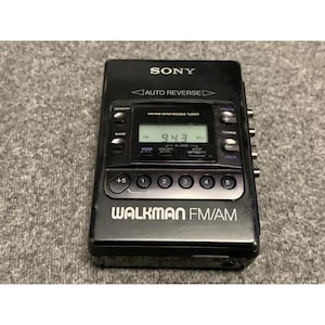 SONY WM-F20 WALKMAN FM ラジオ カセット ウォークマン 300.jpg