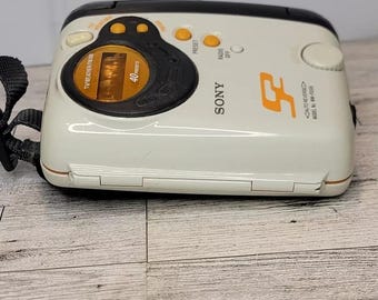 Sony WM-FS555 Walkman S2 Sports Cassette Player Tv/weather/fm/am
