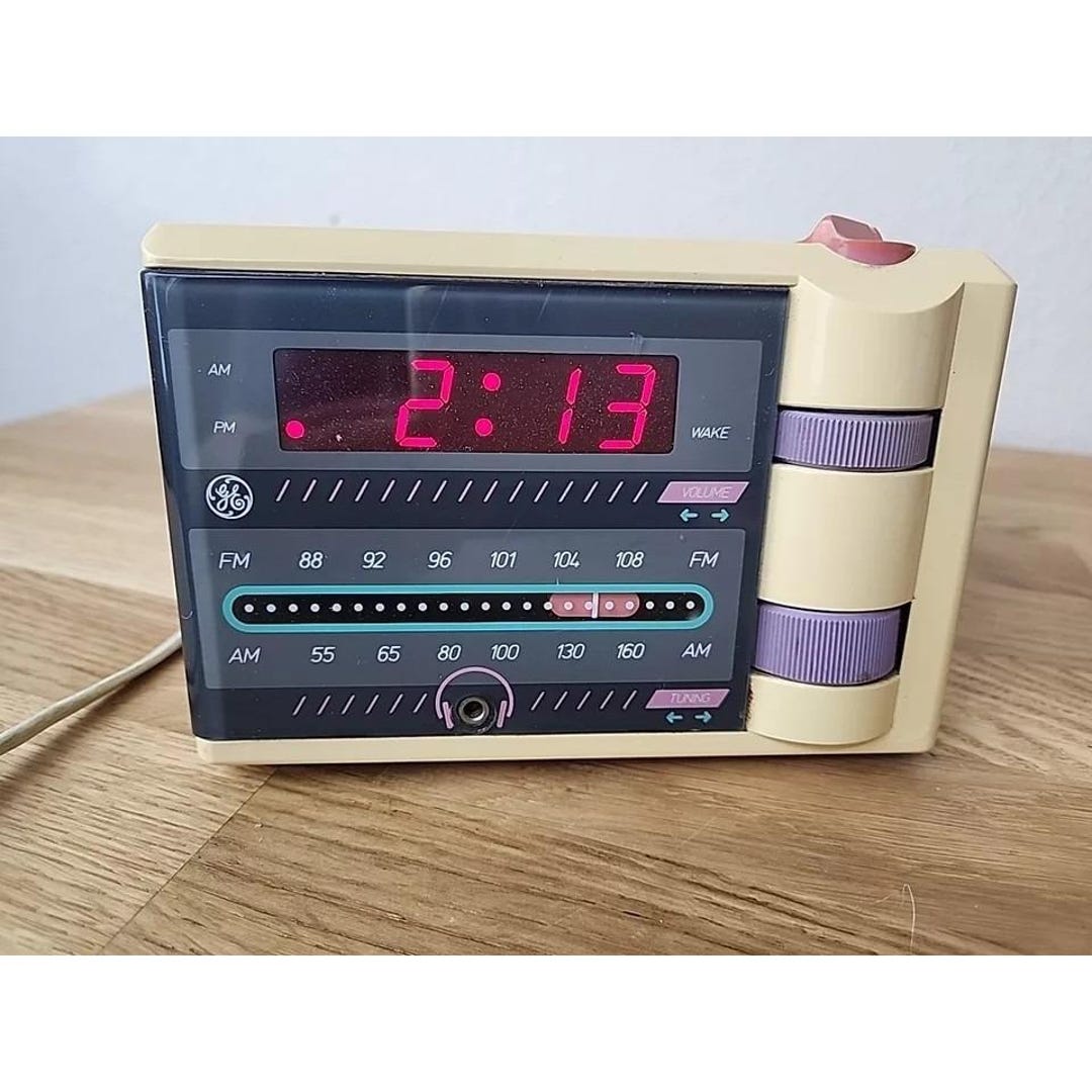 GE 7-4607BKA Nite Jammer AM-FM Alarm Clock Radio | Black | Vintage