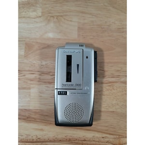 Gravador de voz microcassete portátil ultracompacto Olympus Pearlcorder J300