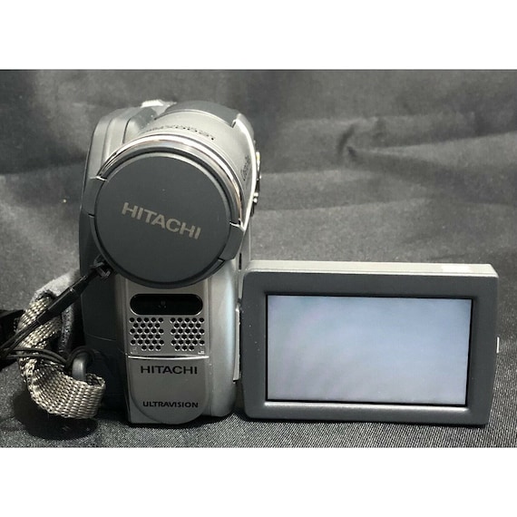 Hitachi DZ-BX35A DVD Camcorder Cinema Res 1200X Digital Zoom Hitachi DZ-BX35A DVD Camcorder Cinema Res 1200X Digital Zoom