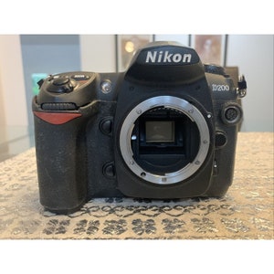 Nikon D200 10.2 MP Digital SLR Camera Black image 1