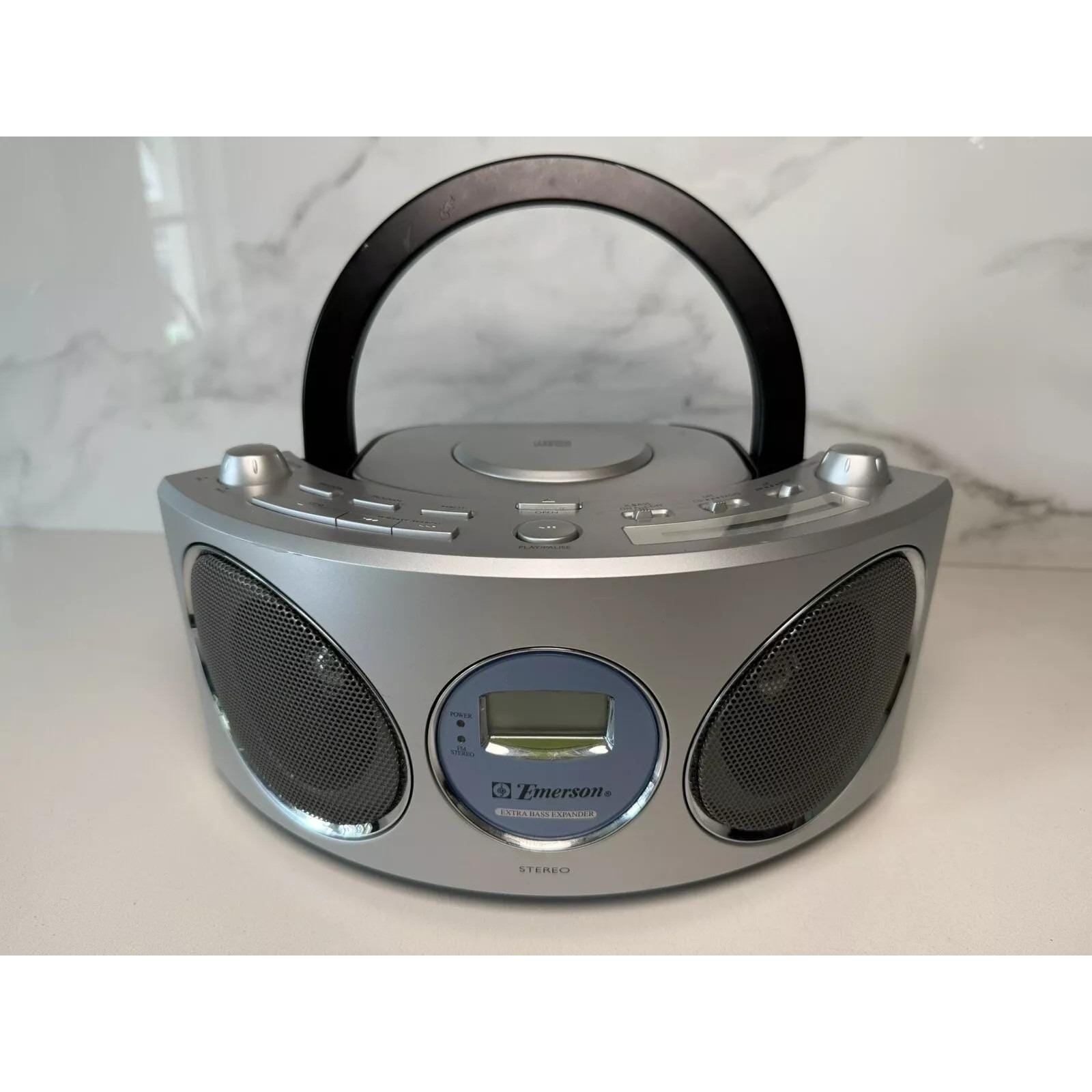 Emerson PD6810 Cd/radio Stereo Boombox Extra Bass With Plug