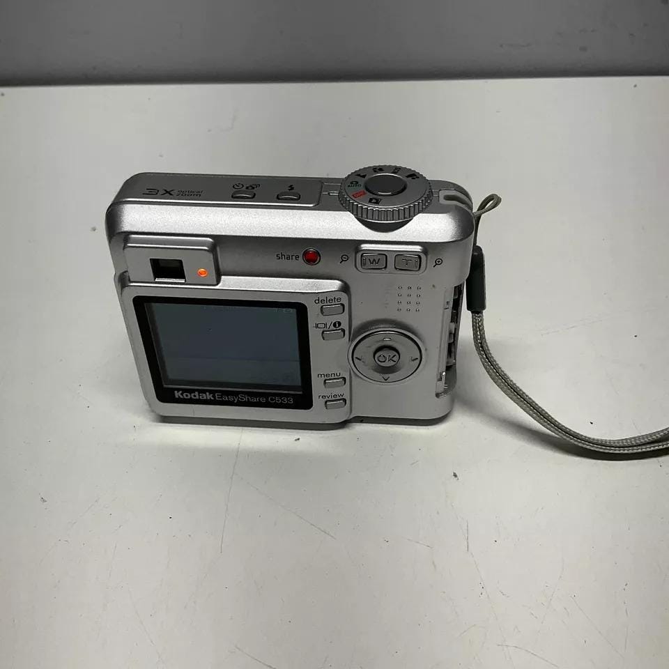 Kodak Easyshare C300 Digital Camera Point & Shoot 3.2MP 1.5
