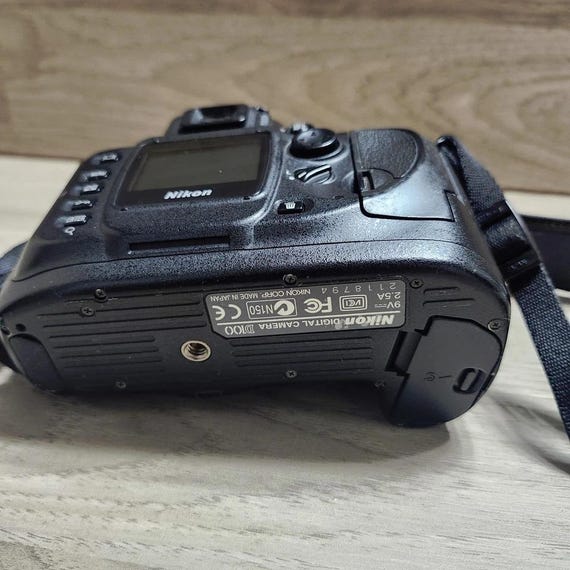Nikon D100 6.1MP Digital SLR Camera Body - Etsy