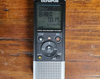 Olympus VN-8100PC Handheld Digital Voice Recorder