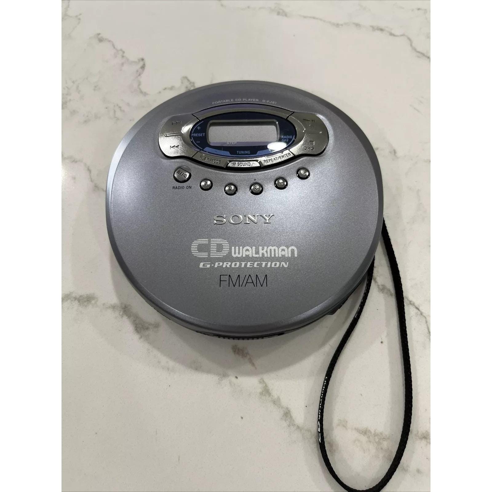 Sony CD Walkman D-FJ61 AM/FM Radio G Protection - Tested and Sony CD Walkman D-FJ61 AM/FM Radio G Protection - Tested and