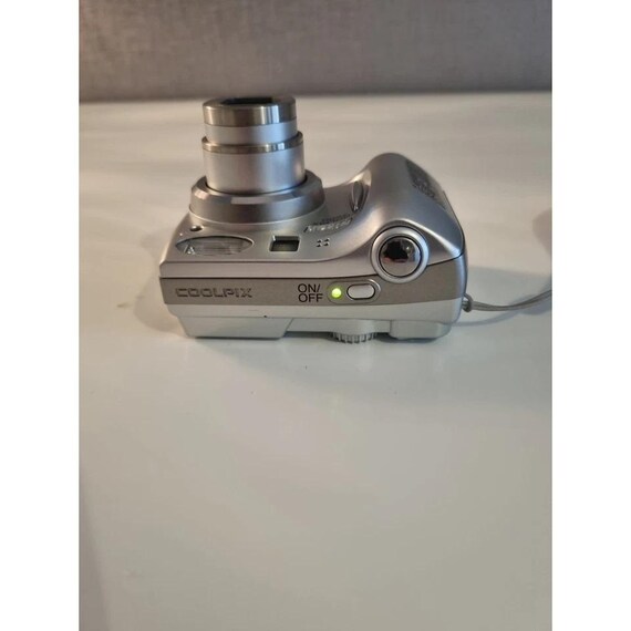 Nikon COOLPIX 7600 7.1MP Digital Camera - Silver - Etsy Canada