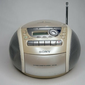 Leitor de cassetes de rádio CD Sony CFD-E90 Boombox portátil