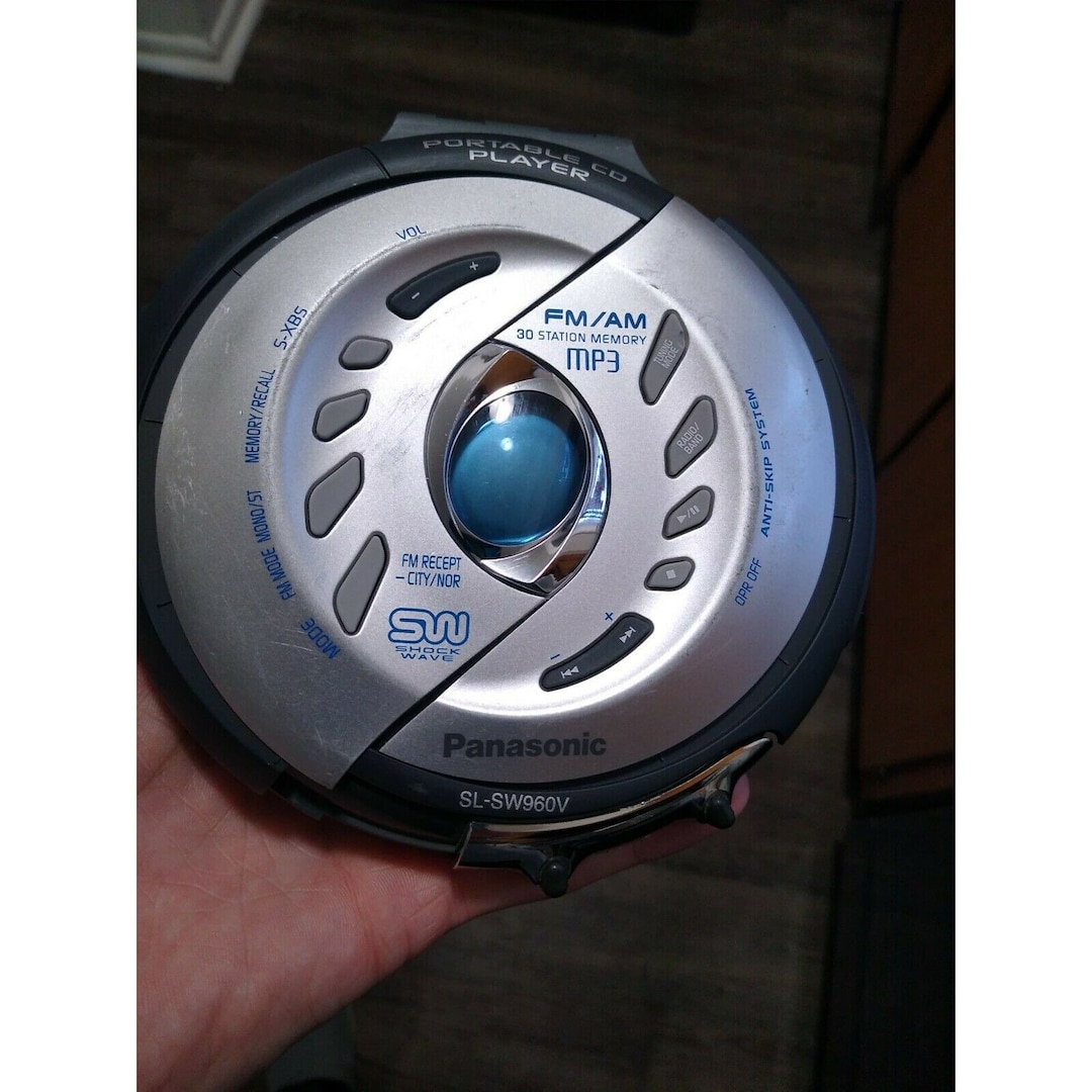 Panasonic SHOCK WAVE SL-SW960V 本体のみ Panasonic Shock Wave Sl-sw960v Portable MP3 FM, AM Radio CD