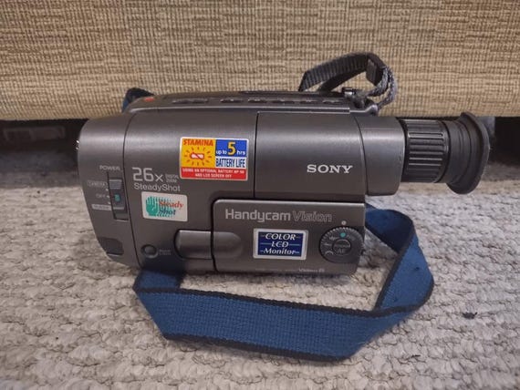 Sony CCD-TRV22 Handycam 8mm Analog Camcorder - Etsy
