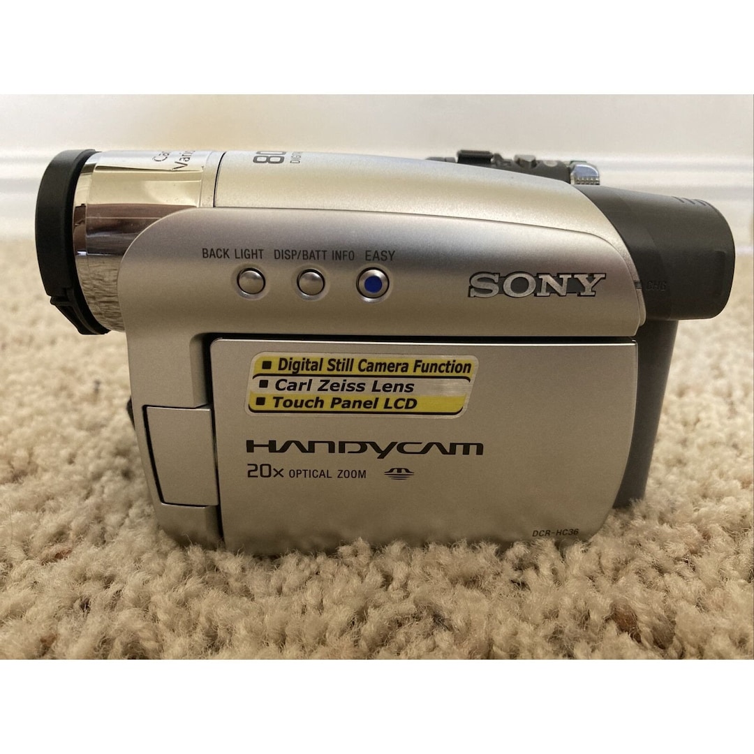 Sony DCRHC36 Handycam Digital Video Camera Recorder Zeiss Zoom Night