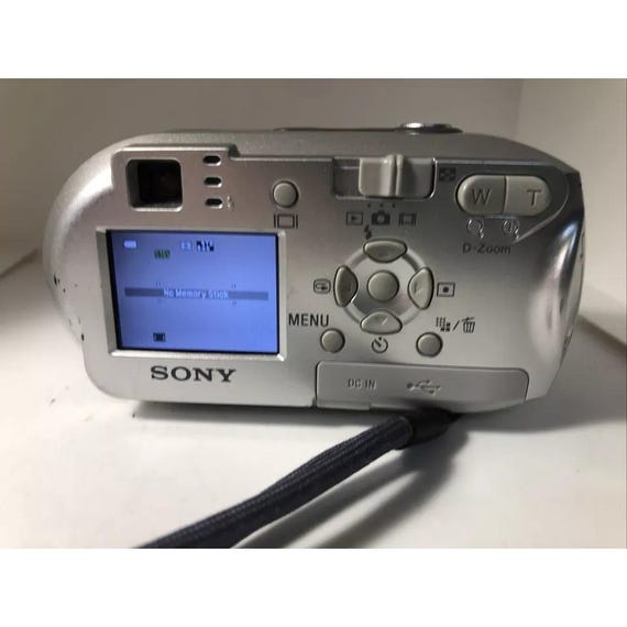SONY Cyber−Shot DSC-P43 単3電池2本使用 DSC-P43 | デジタルスチルカメラ Cyber-shot サイバーショット