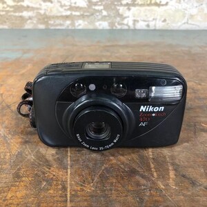 Nikon Zoom Touch 470 AF - 35mm - Point Shoot Film Camera - Tested Working!