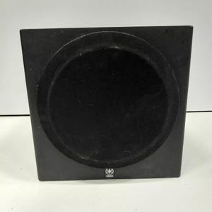 Yamaha YST-SW010 Powered Subwoofer Speaker Excellent Yamaha YST-SW010 Powered Subwoofer Speaker Excellent