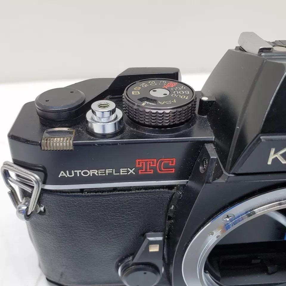 コニカ オートリフレックス TC 35 mm 一眼レフフィルムカメラ本体のみ