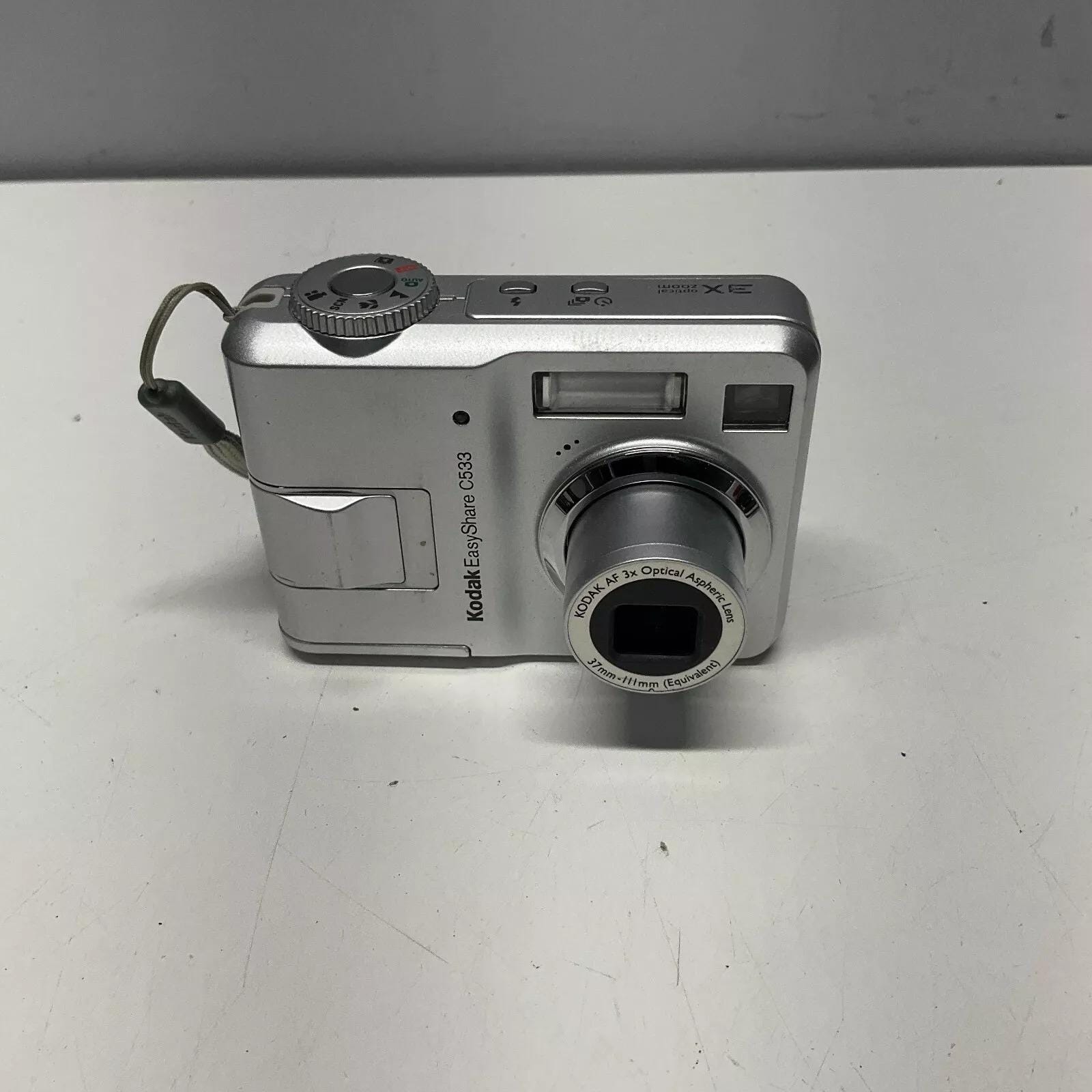 Kodak EasyShare C300 デジタルカメラ ポイント&シュート 3.2MP