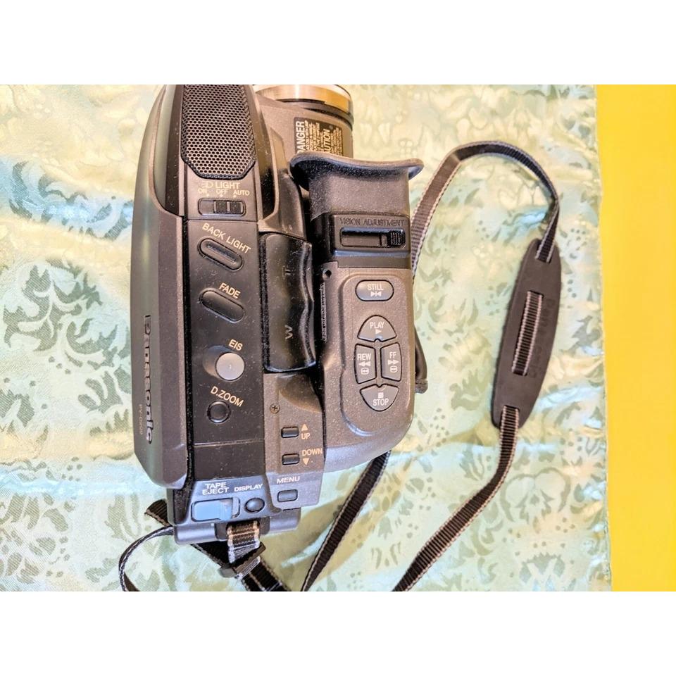 Panasonic PV-D209D Palmcorder VHS-C 150x Digital Zoom Video Camera