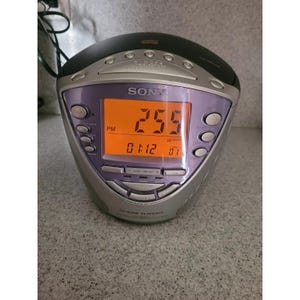 Sony ICF-CD853V Dream Machine Clock Radio CD Weather Fm/Am 4 Band Mega Bass