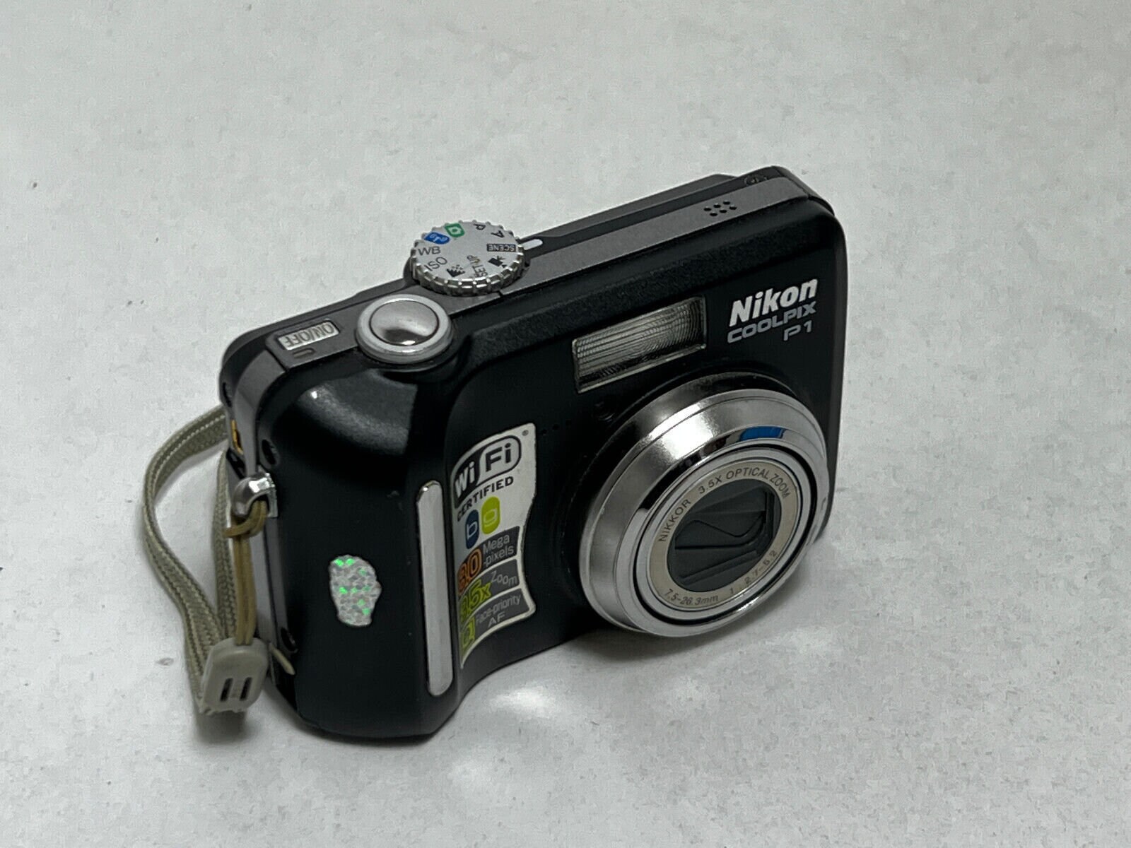 nikon coolpix p1