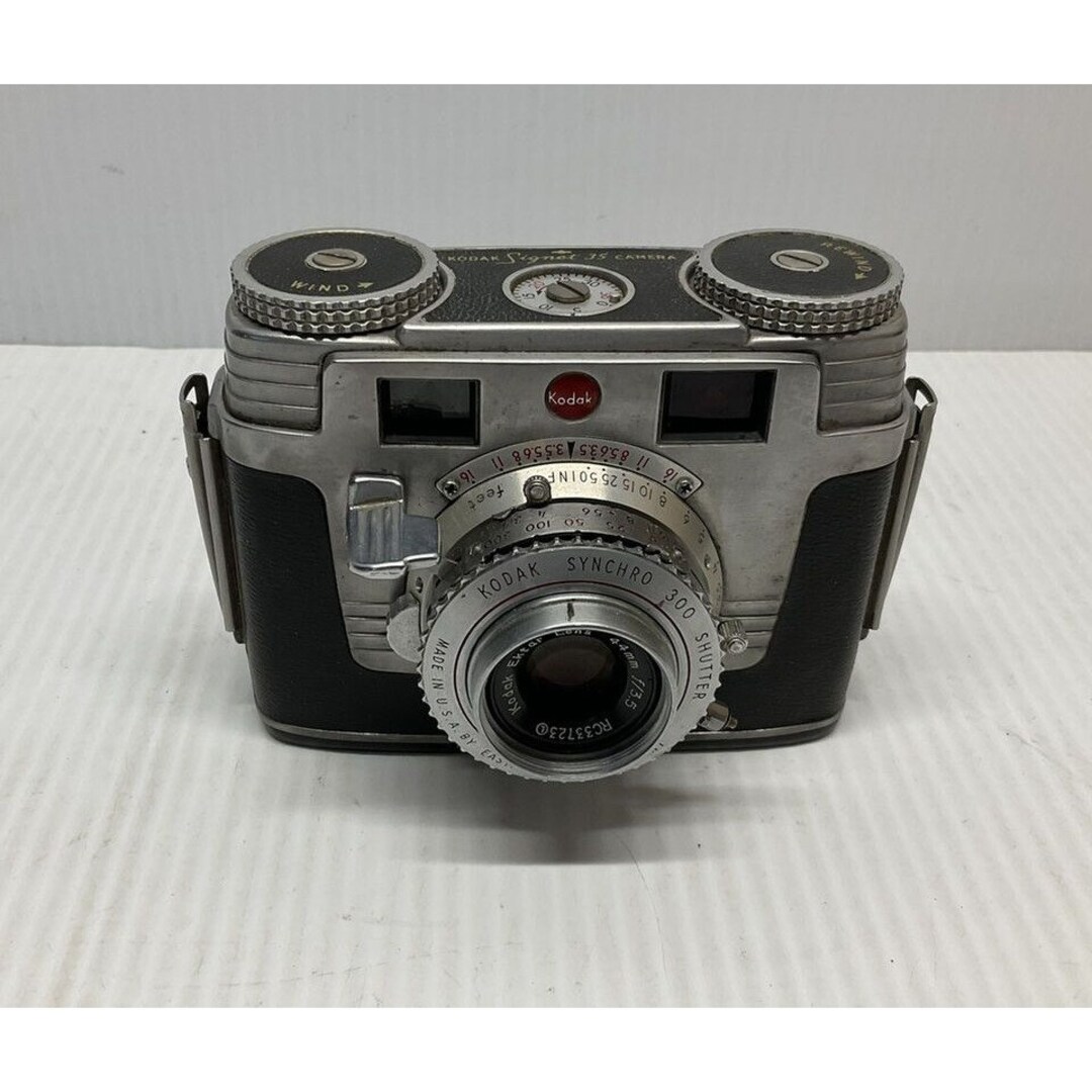 Kodak Signet 35 35mm Camera W/ Ektar Lens Synchro 300 44mm F