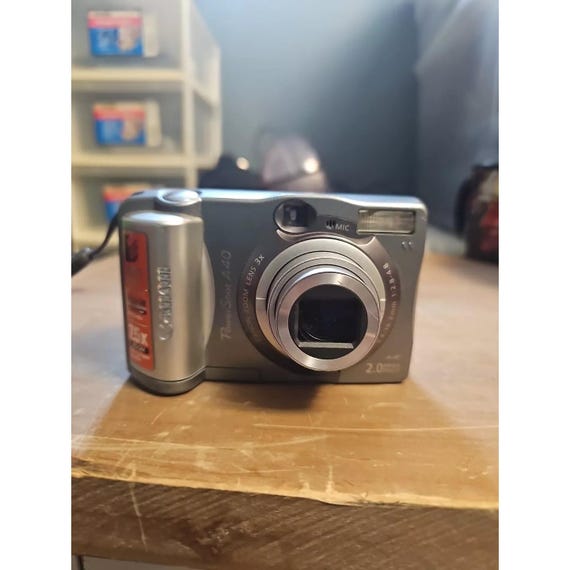 Canon Powershot A40 Digital Camera, 2.0 Mega Pixels, 3X Optical