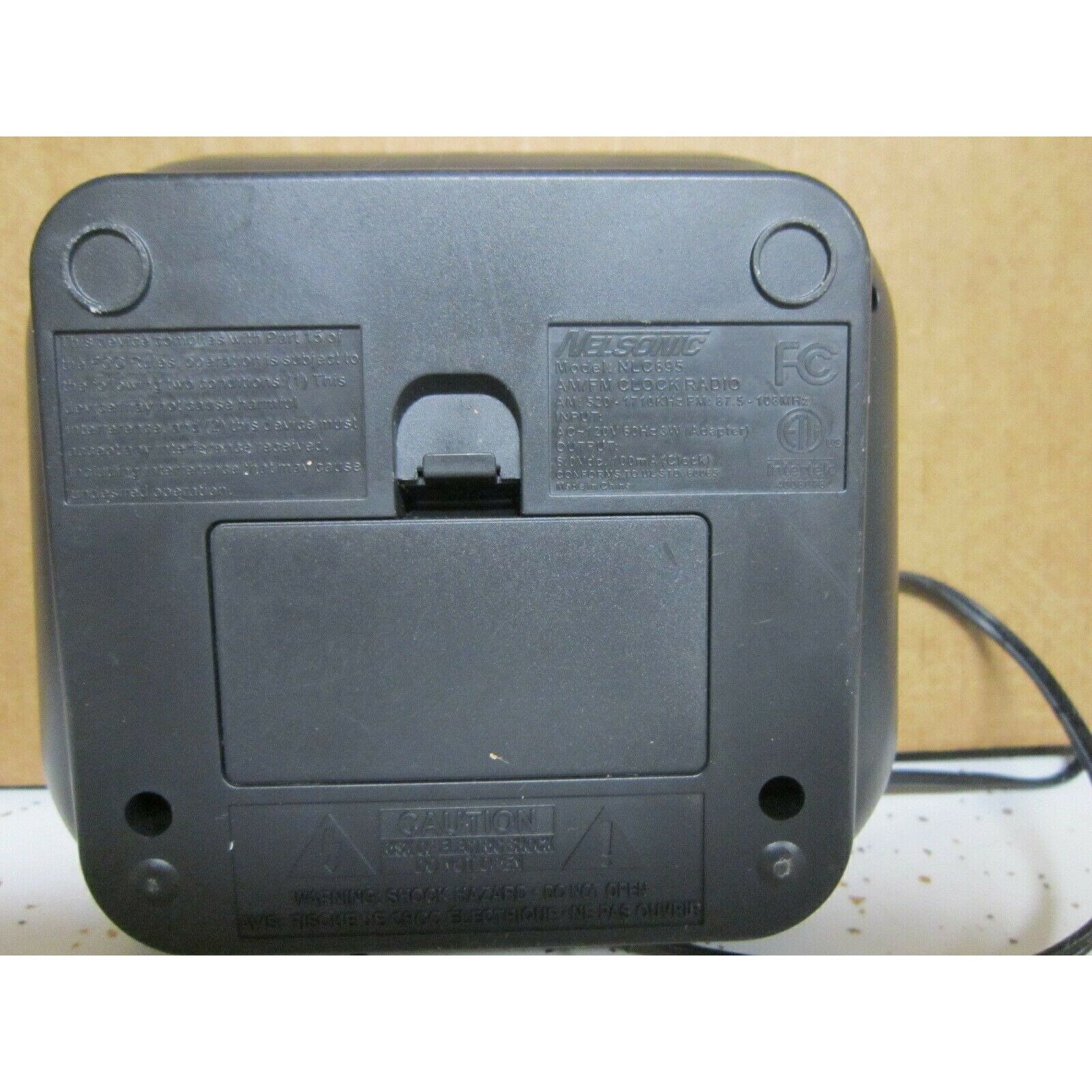Nelsonic AM/FM Digital Tuning Clock Radio, NLC695 Etsy