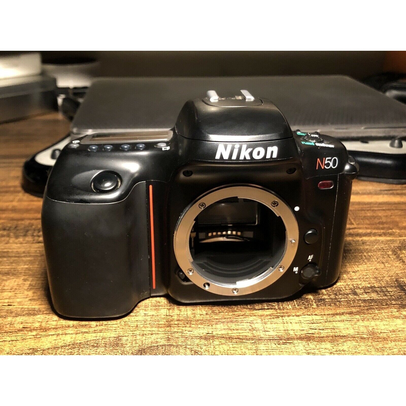 Nikon Cámara N50/F50