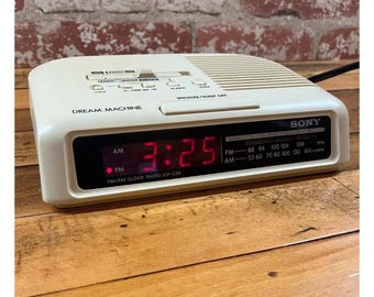 Radio despertador con radio AM/FM Dream Machine de Sony ICF-C25