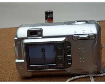 【動作確認OK】単3電池使用　FUJIFilm　FinePix　A330 動作確認OK】単3電池使用 FUJIFilm FinePix A330 動作確認OK】単