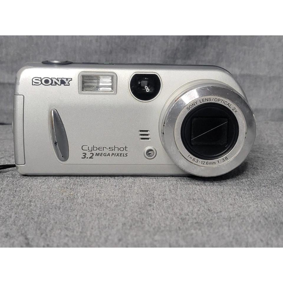 Sony DSC-P52 Cyber-shot 3.2MP Digital Camera - Silver - Etsy