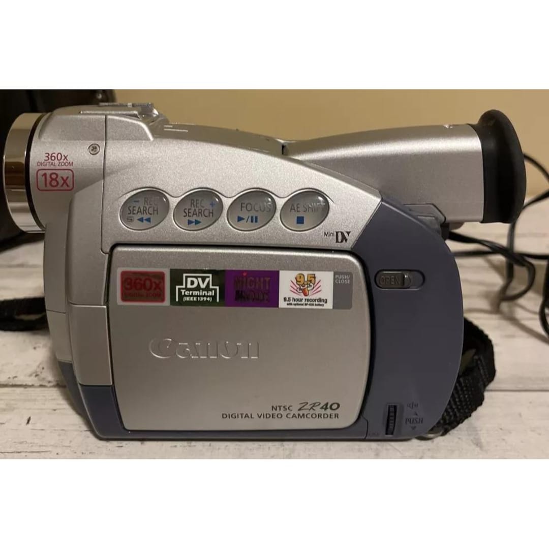 Minidv Camcorder Canon Zr85 Mini Cassette Camcorder Rent A Canon