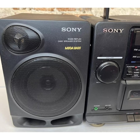 Vintage 90's Sony CFD-510 CD Radio Mega Bass Speaker Boombox