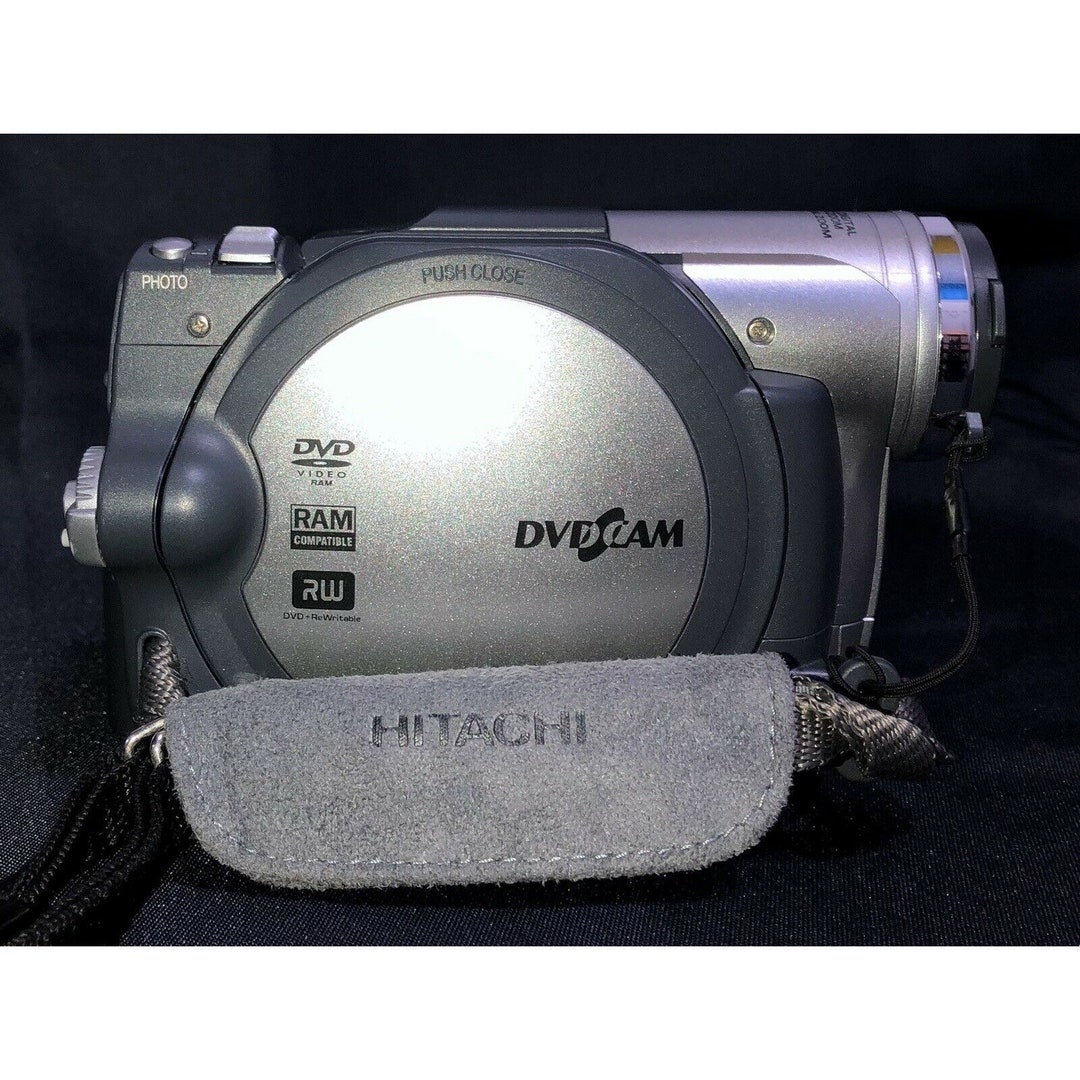 Hitachi DZ-BX35A DVD Camcorder Cinema Res 1200X Digital Zoom Hitachi DZ-BX35A DVD Camcorder Cinema Res 1200X Digital Zoom