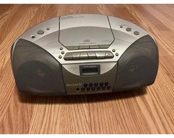 ビンテージ SONY CFD-S200 メガベース ステレオ AM/FM ラジオ CD