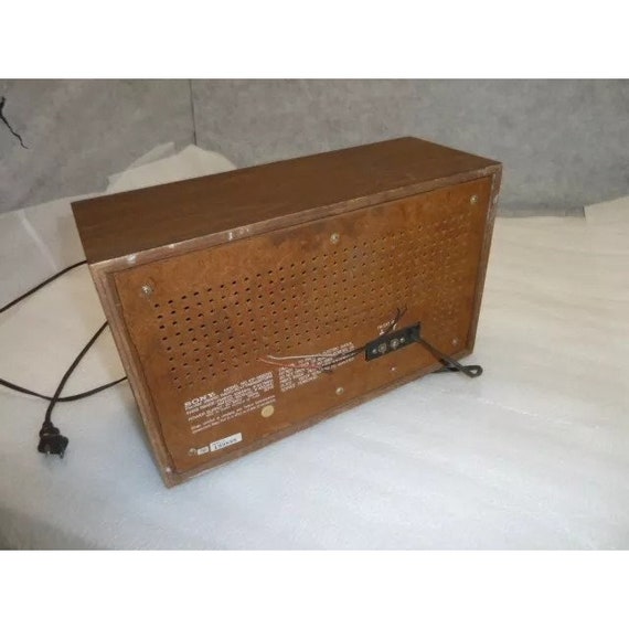Vintage Sony ICF-9650W High Fidelity Sound AM/FM Table Radio