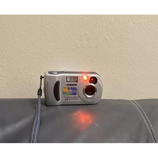 Sony Cyber-shot DSC-P31 2.0MP Digital Camera - Silver - Etsy