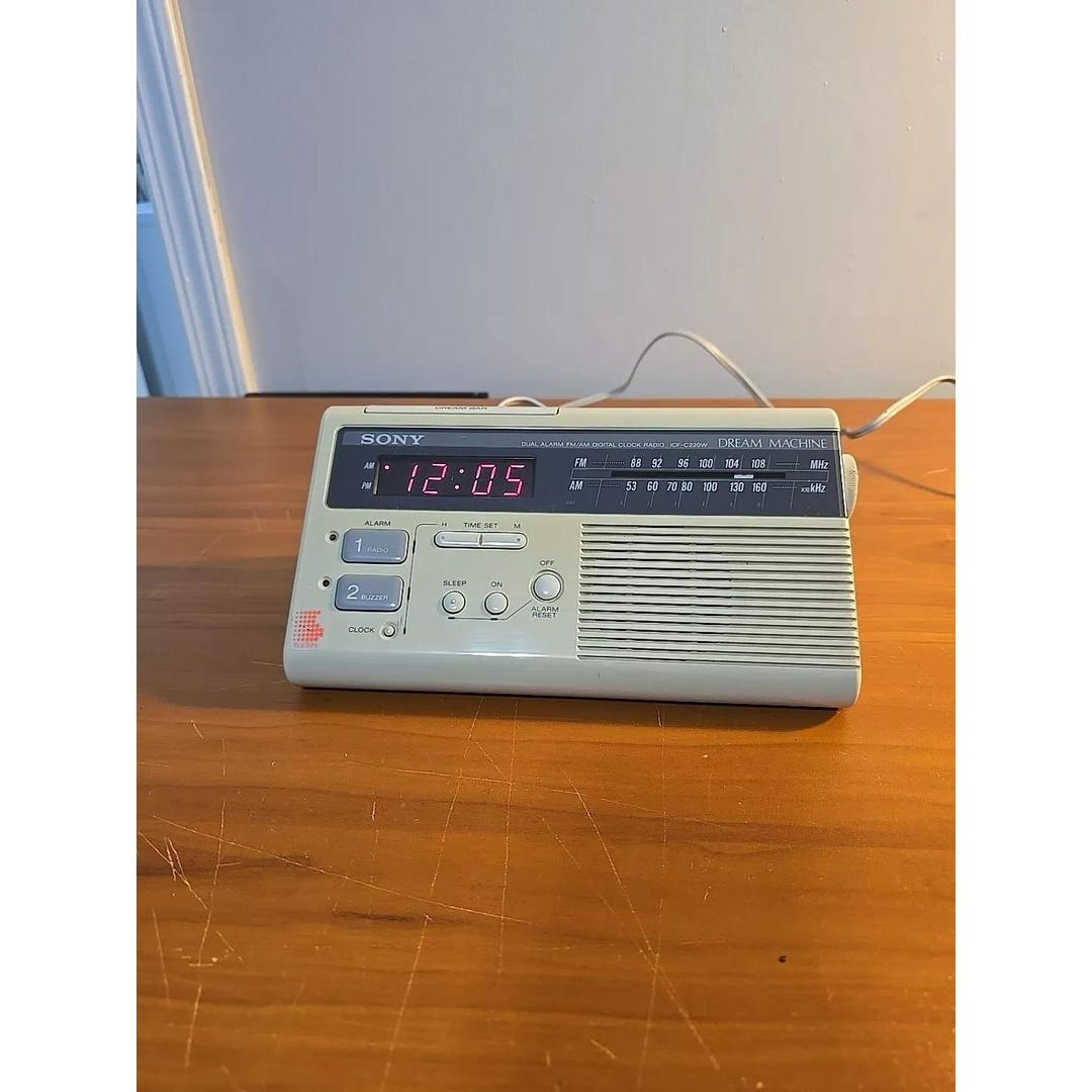 Sony ICF-C220W Dream Machine Radio AM/FM Dual Alarm Digital Clock