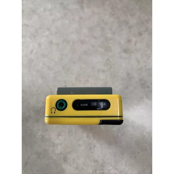 Vintage Sony SRF-4 Sports FM Walkman Portable Radio Tested and