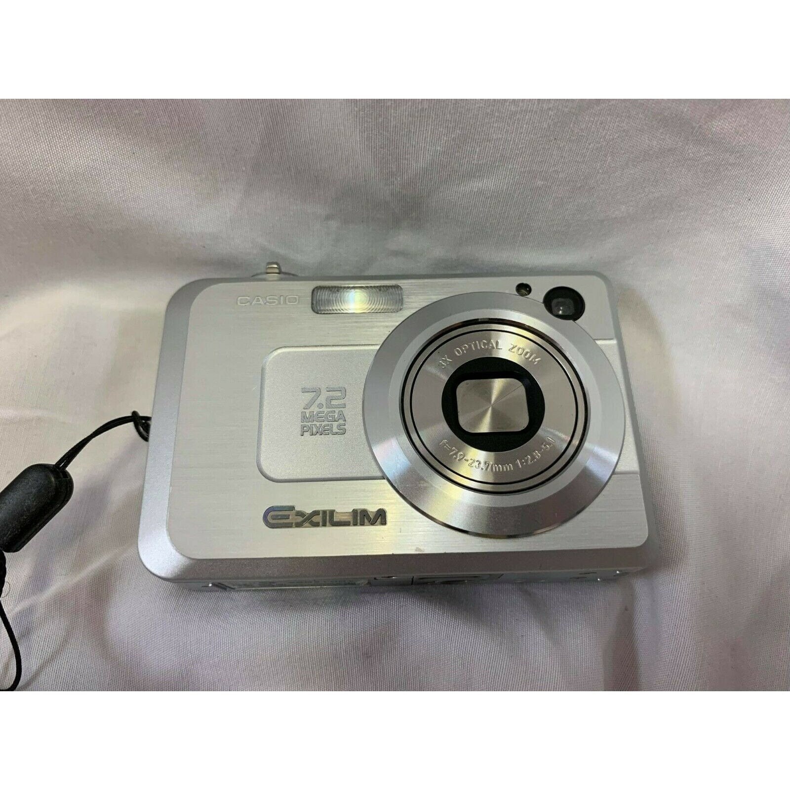 出色 CASIO カシオ EXILIM EX-Z750 シルバー agapeeurope.org
